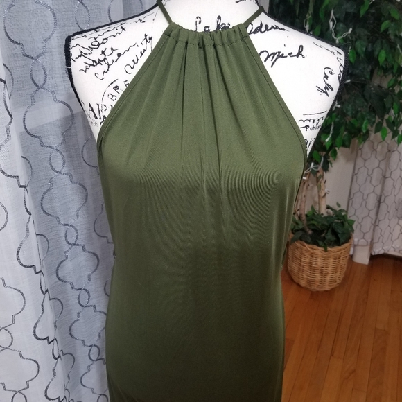 Jumpsuit Open on the Sides Without Sleeves Color Olive Green SIZE M. - Picture 5 of 17